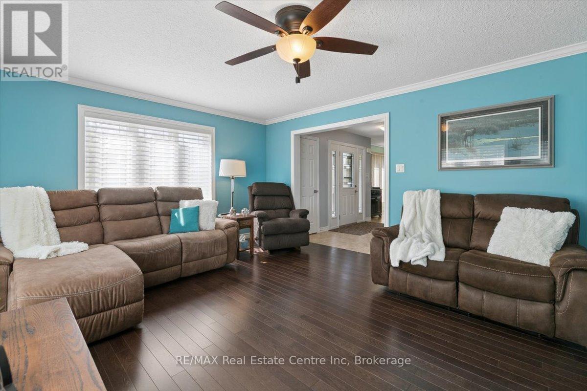 128 Ingram Drive, Guelph, Ontario  N1E 0M6 - Photo 15 - X13478648