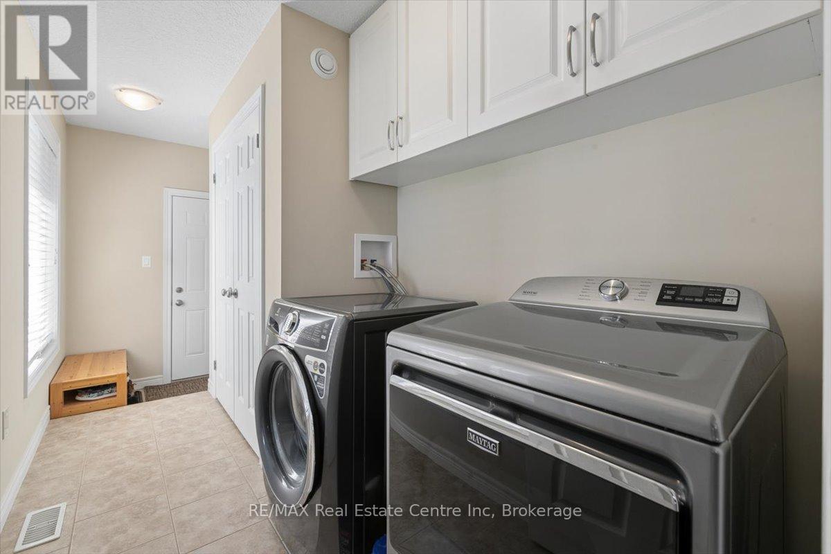 128 Ingram Drive, Guelph, Ontario  N1E 0M6 - Photo 27 - X13478648