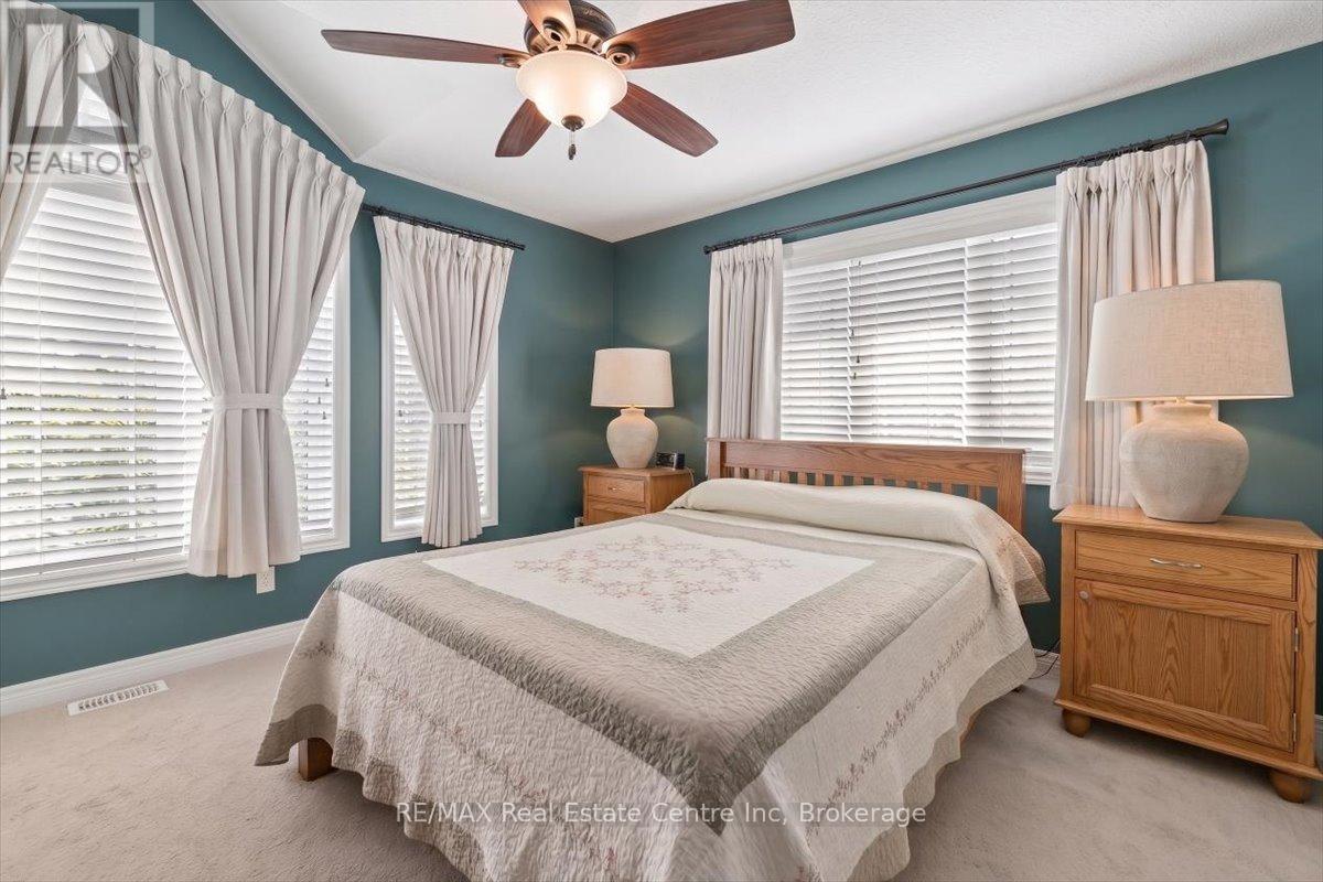 128 Ingram Drive, Guelph, Ontario  N1E 0M6 - Photo 30 - X13478648