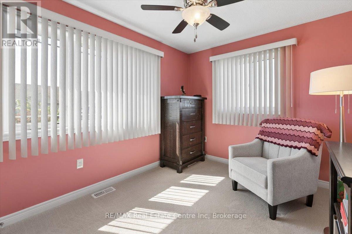 128 Ingram Drive, Guelph, Ontario  N1E 0M6 - Photo 34 - X13478648