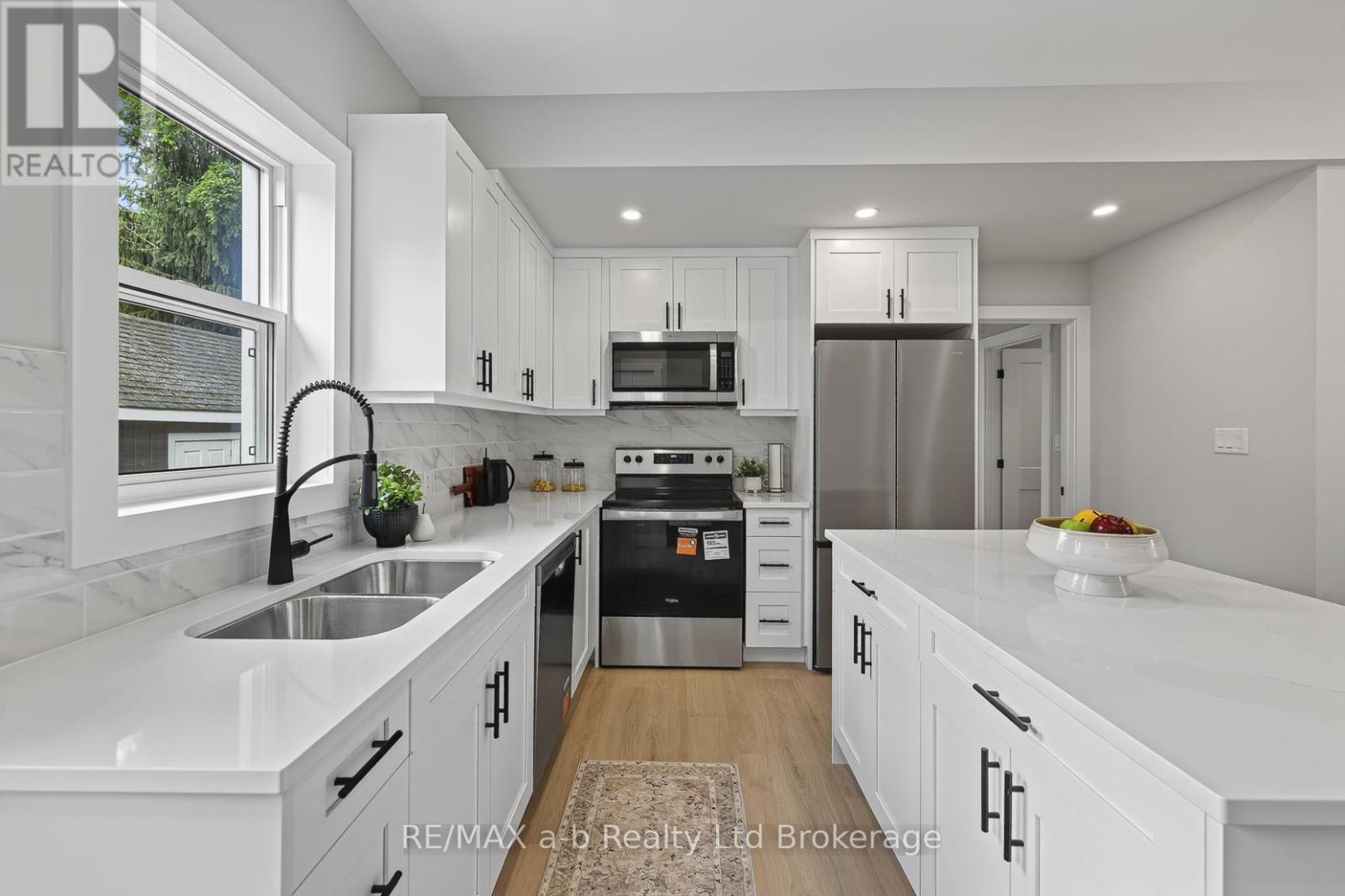 91 Winniett Street, Woodstock, Ontario  N4S 5Z6 - Photo 6 - X13478616