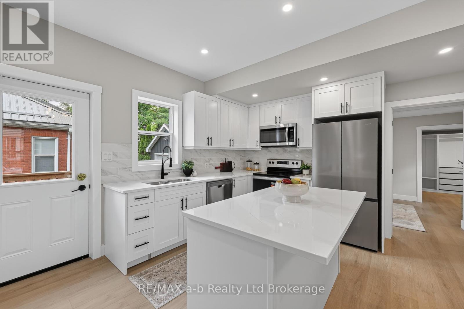 91 Winniett Street, Woodstock, Ontario  N4S 5Z6 - Photo 8 - X13478616