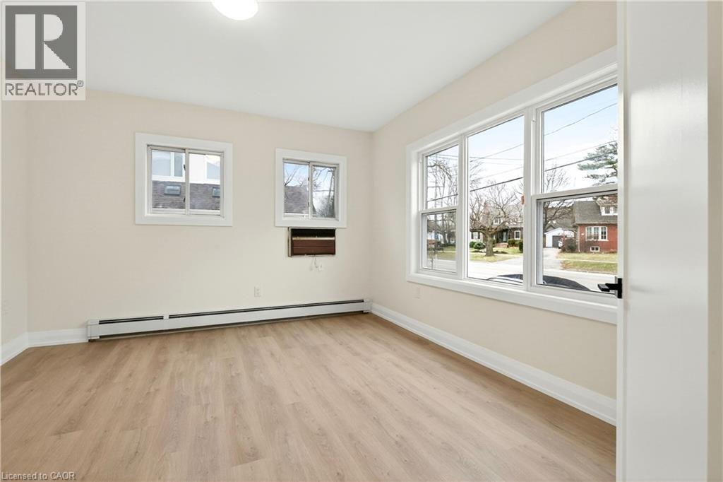 1012 North Shore Boulevard E, Burlington, Ontario  L7T 1X7 - Photo 19 - 40842293