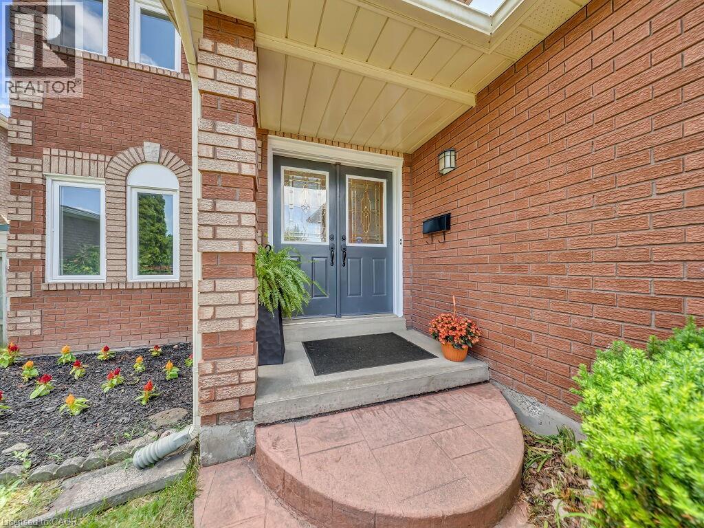 479 Saginaw Parkway, Cambridge, Ontario  N1T 1M6 - Photo 4 - 40839661