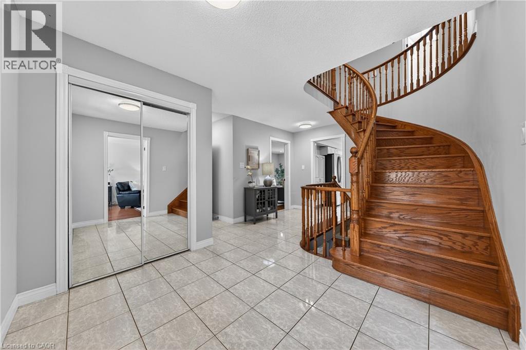 111 Hume Drive, Cambridge, Ontario  N1T 1N3 - Photo 3 - 40842231