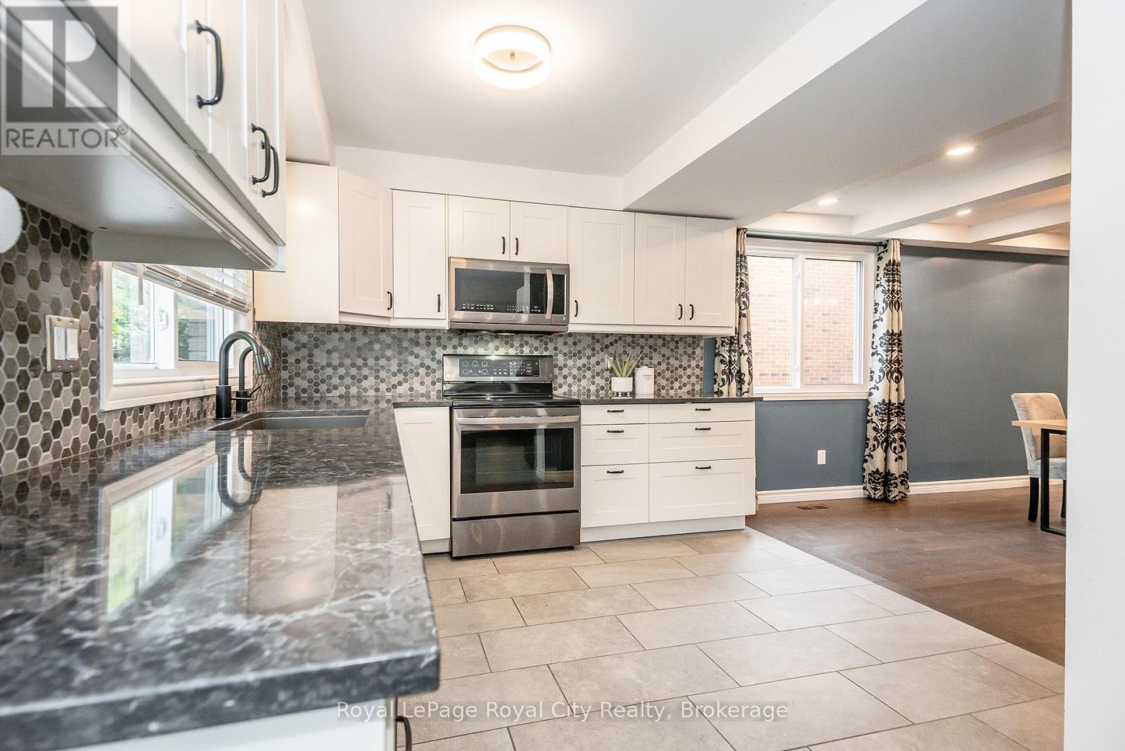 236 Ironwood Road, Guelph, Ontario  N1G 3G1 - Photo 3 - X13479298