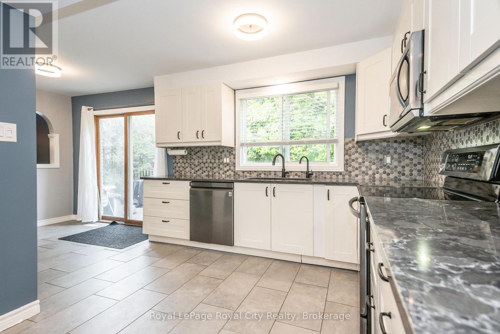 236 Ironwood Road, Guelph, Ontario  N1G 3G1 - Photo 6 - X13479298