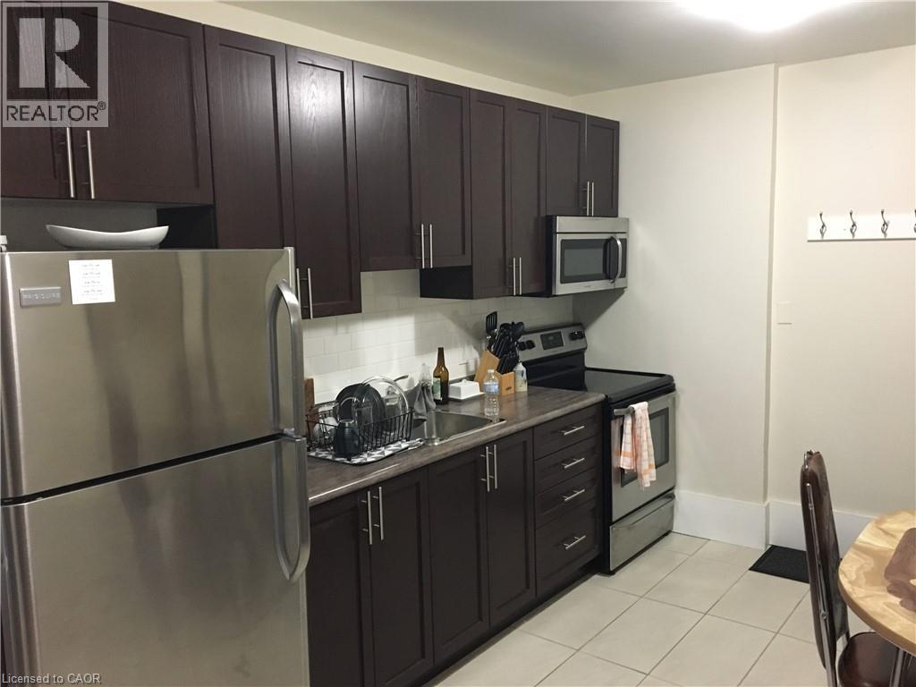 58 Madison Avenue N, Kitchener, Ontario  N2H 2Z6 - Photo 2 - 40842357