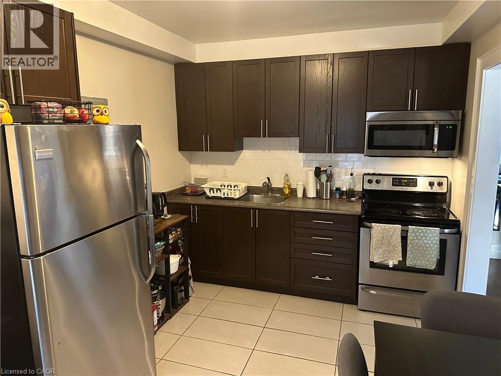 58 Madison Avenue N, Kitchener, Ontario  N2H 2Z6 - Photo 3 - 40842342