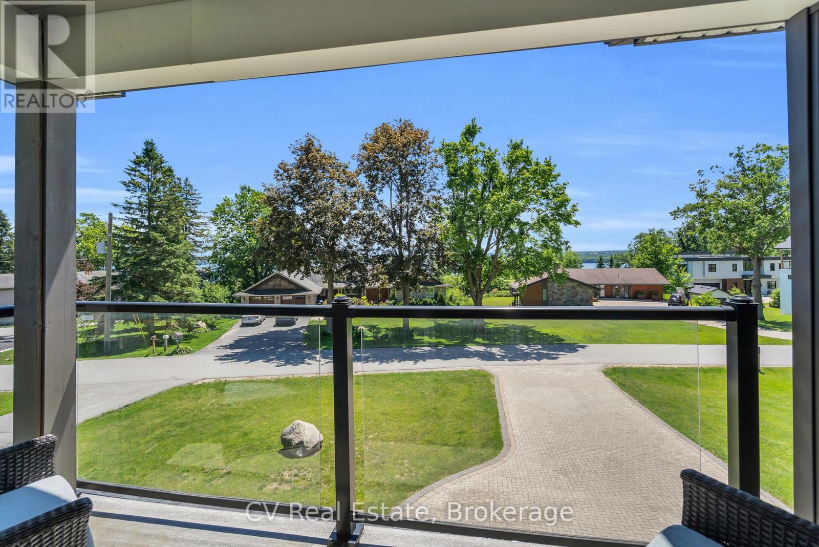 22 Baycrest Drive, Barrie, Ontario  L4M 7C7 - Photo 26 - S13479432