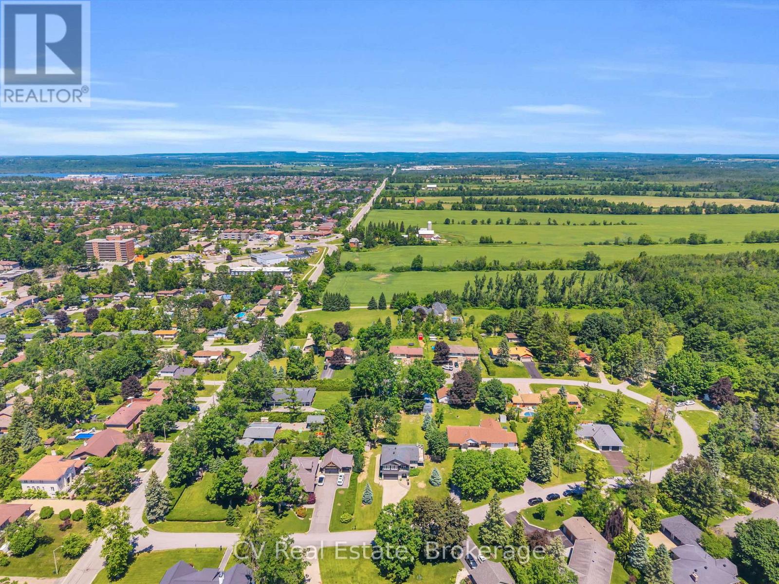 22 Baycrest Drive, Barrie, Ontario  L4M 7C7 - Photo 49 - S13479432