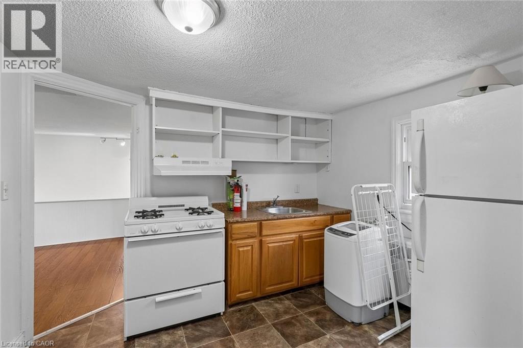 53 Kinsey Street, St. Catharines, Ontario  L2S 1E2 - Photo 13 - 40841141