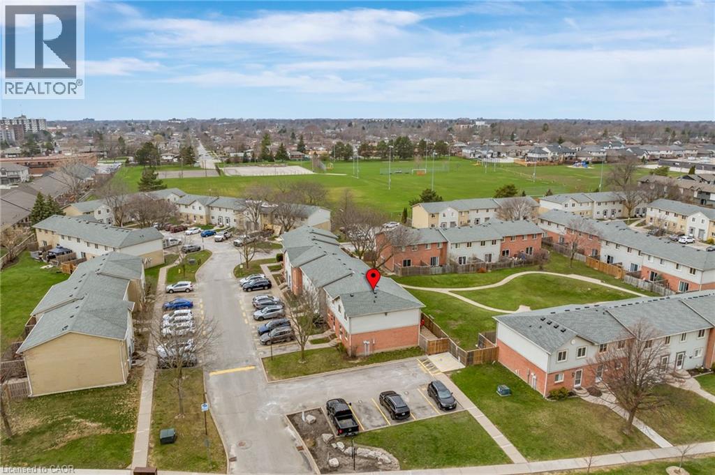 65 Dorchester Boulevard Unit# 61, St. Catharines, Ontario  L2M 7T1 - Photo 32 - 40842249