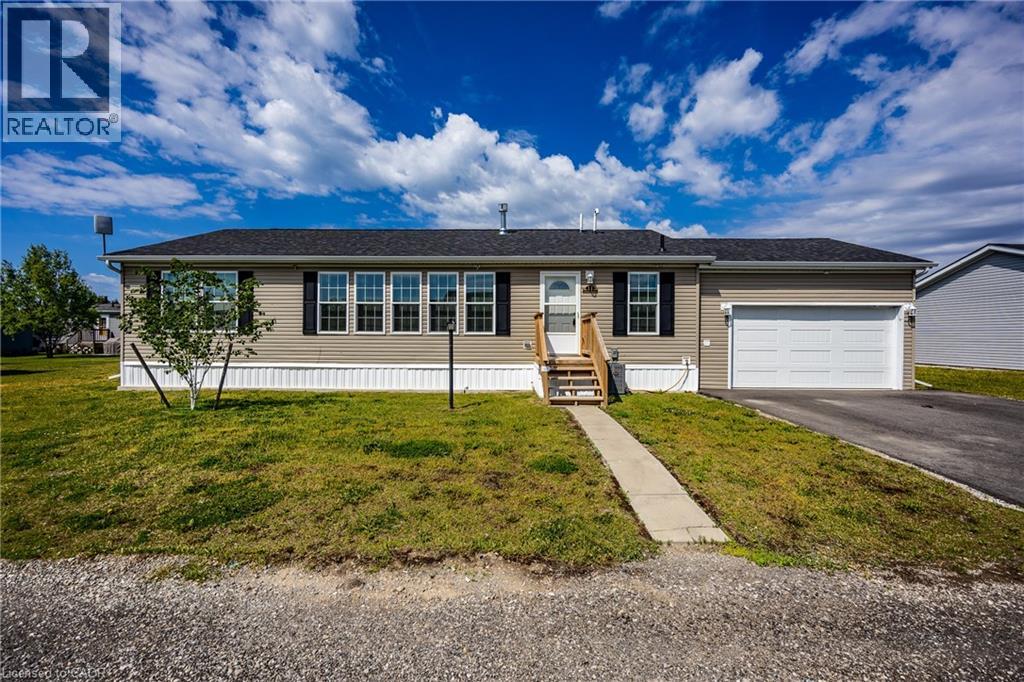 11 Hickory Hollow, Nanticoke, Ontario  N0A 1P0 - Photo 3 - 40841806