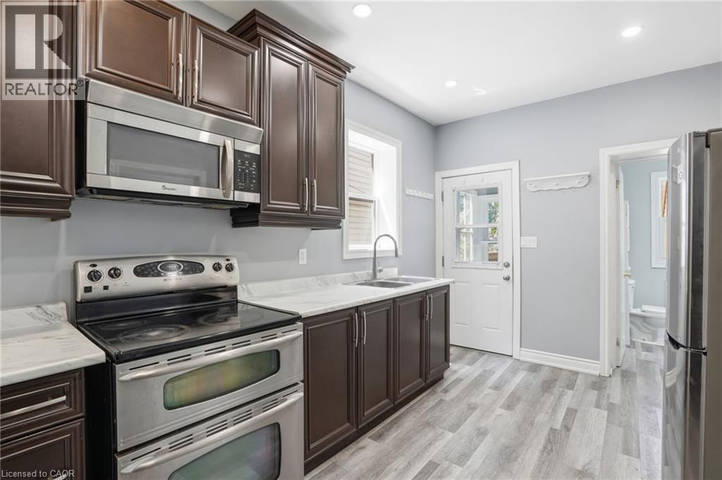 38 Norway Avenue, Hamilton, Ontario  L8M 2V7 - Photo 10 - 40842418