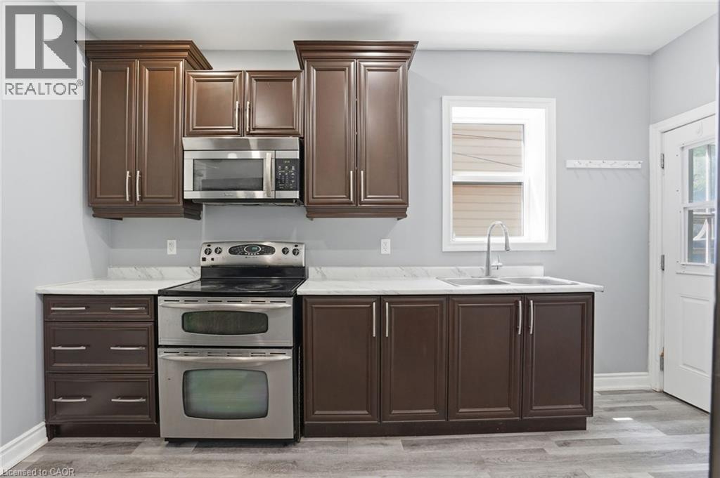 38 Norway Avenue, Hamilton, Ontario  L8M 2V7 - Photo 11 - 40842418