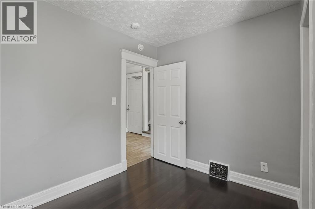 38 Norway Avenue, Hamilton, Ontario  L8M 2V7 - Photo 13 - 40842418