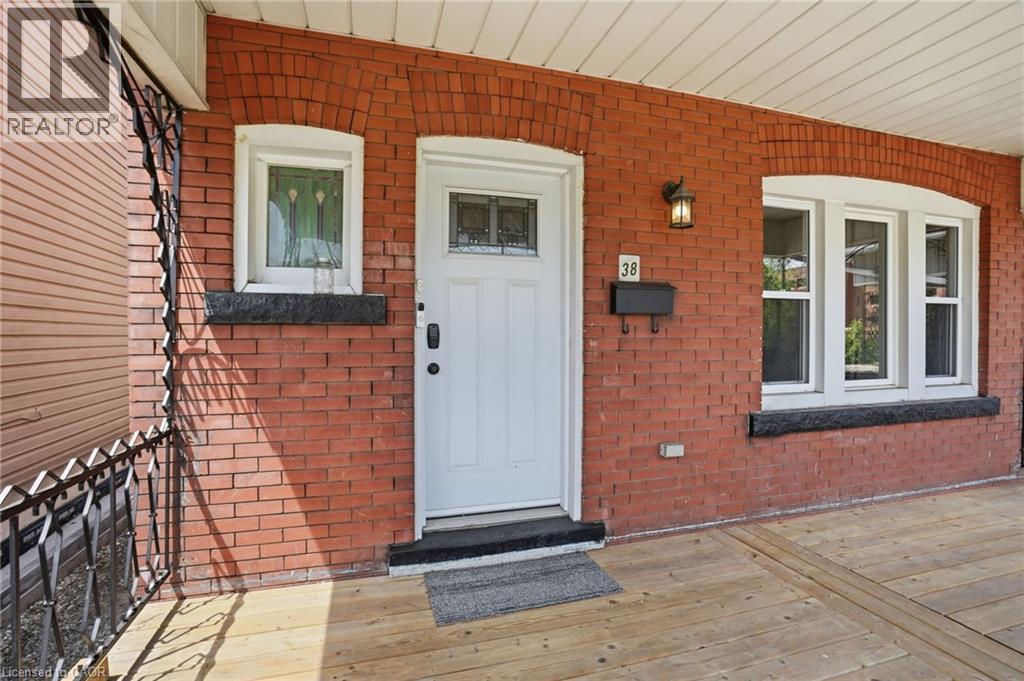 38 Norway Avenue, Hamilton, Ontario  L8M 2V7 - Photo 4 - 40842418