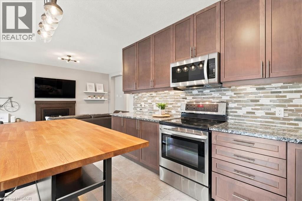 921 Eden Oak Court, Kitchener, Ontario  N2A 0H4 - Photo 17 - 40842172