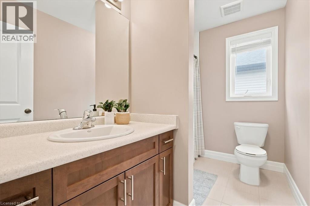 921 Eden Oak Court, Kitchener, Ontario  N2A 0H4 - Photo 29 - 40842172