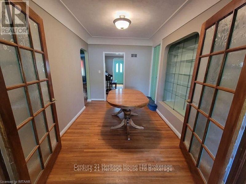 10 Joseph Street, Tillsonburg, Ontario  N4G 1H8 - Photo 11 - X13480342