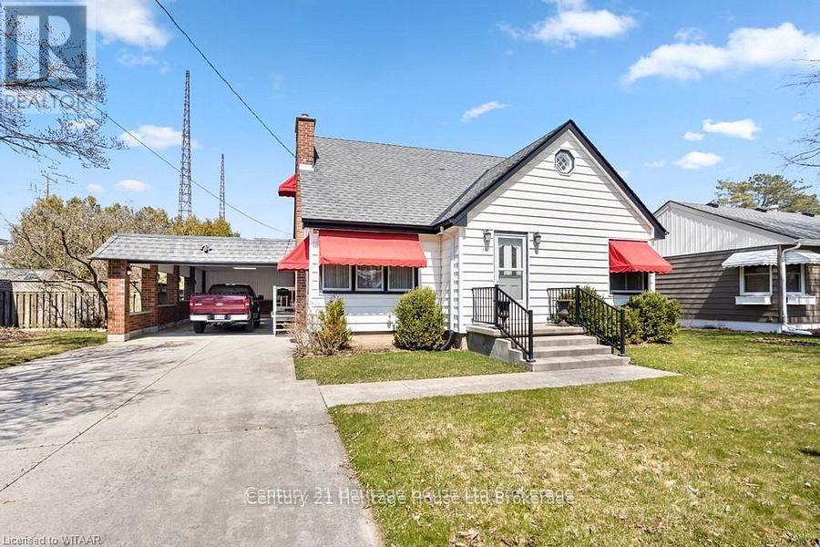 10 Joseph Street, Tillsonburg, Ontario  N4G 1H8 - Photo 2 - X13480342