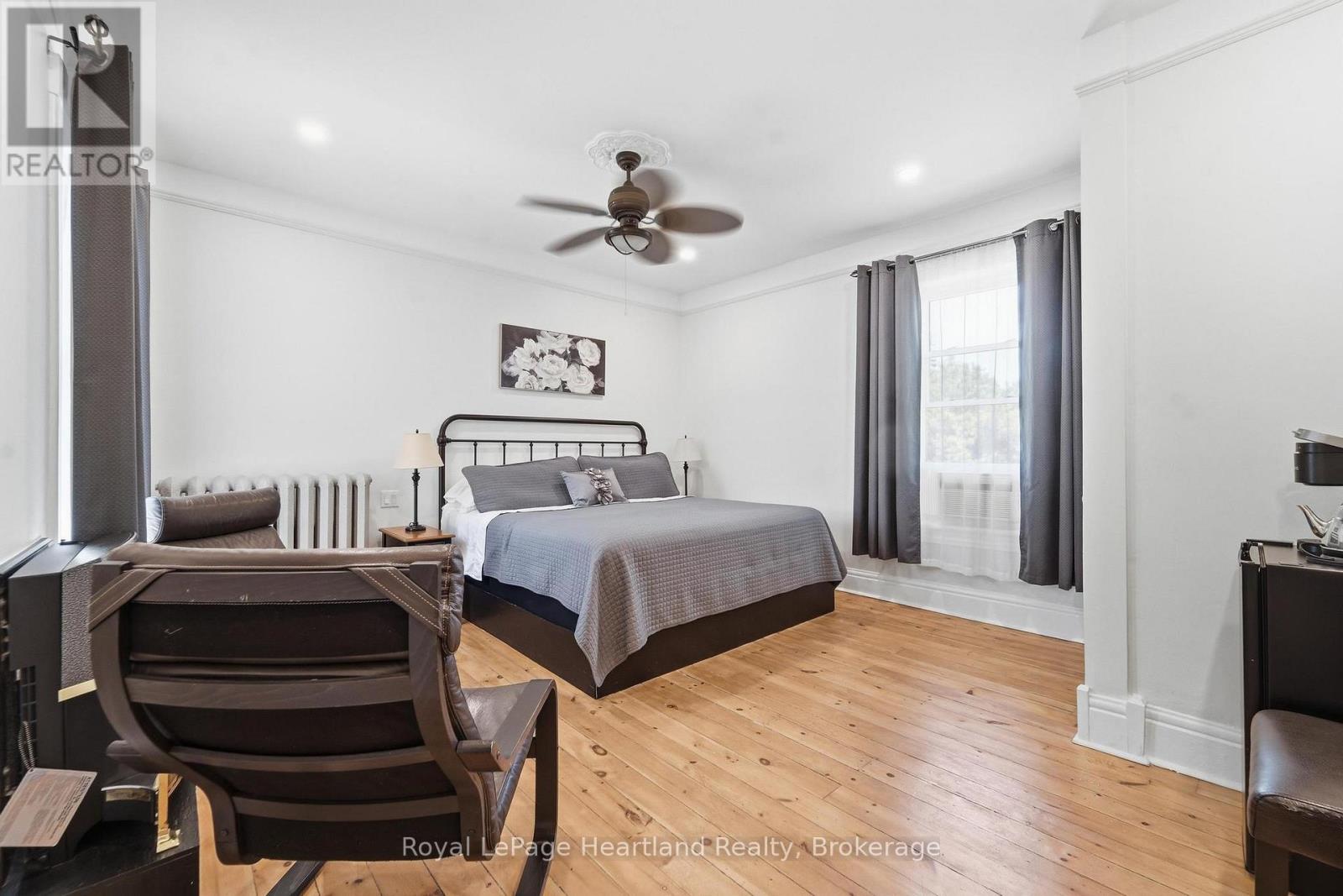 72 Colborne Street, Goderich, Ontario  N7A 2V9 - Photo 15 - X13480182