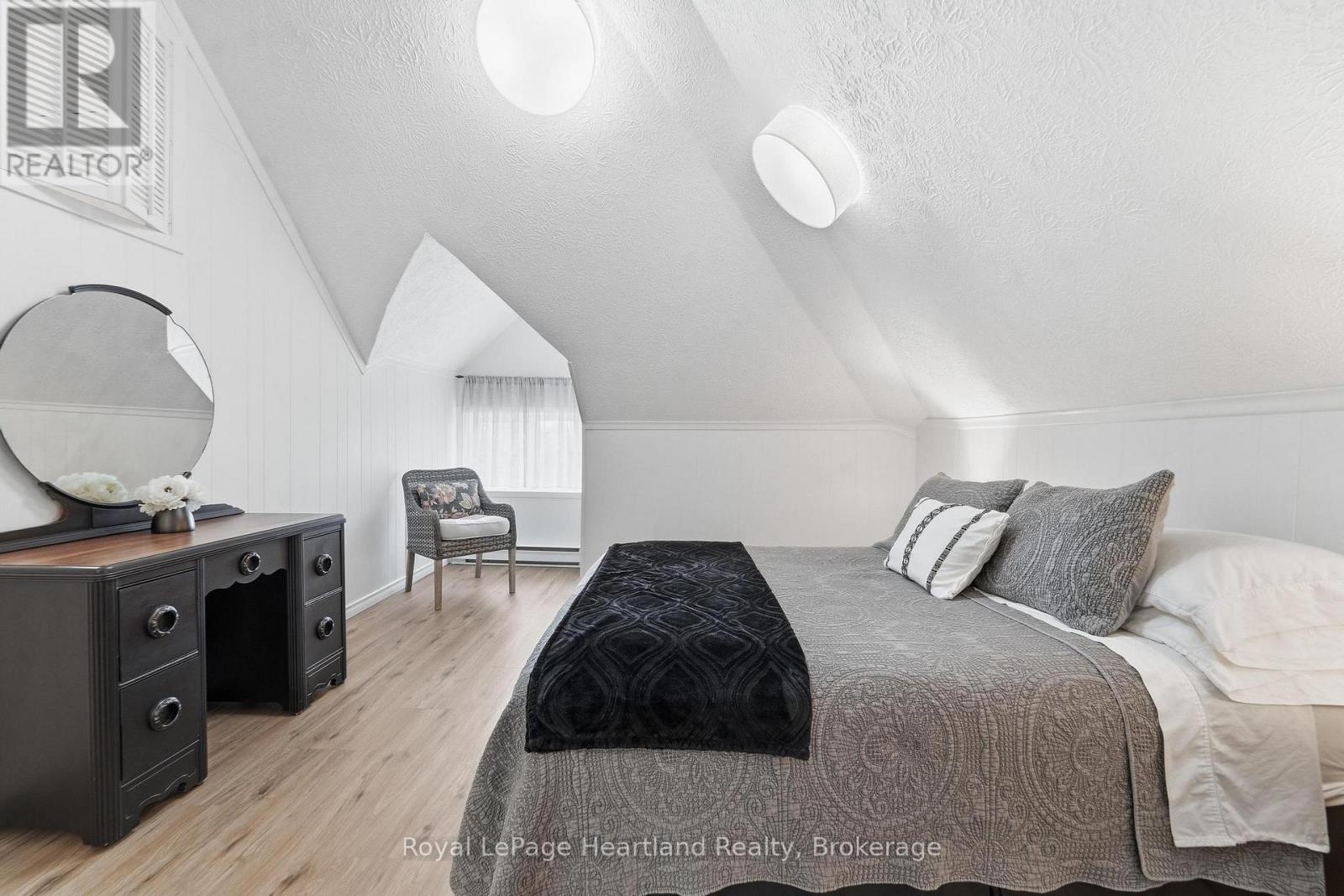 72 Colborne Street, Goderich, Ontario  N7A 2V9 - Photo 34 - X13480182