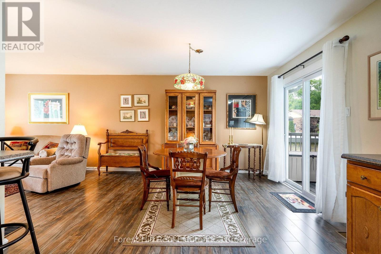 535 George Street, South Bruce Peninsula, Ontario  N0H 2T0 - Photo 14 - X13480236
