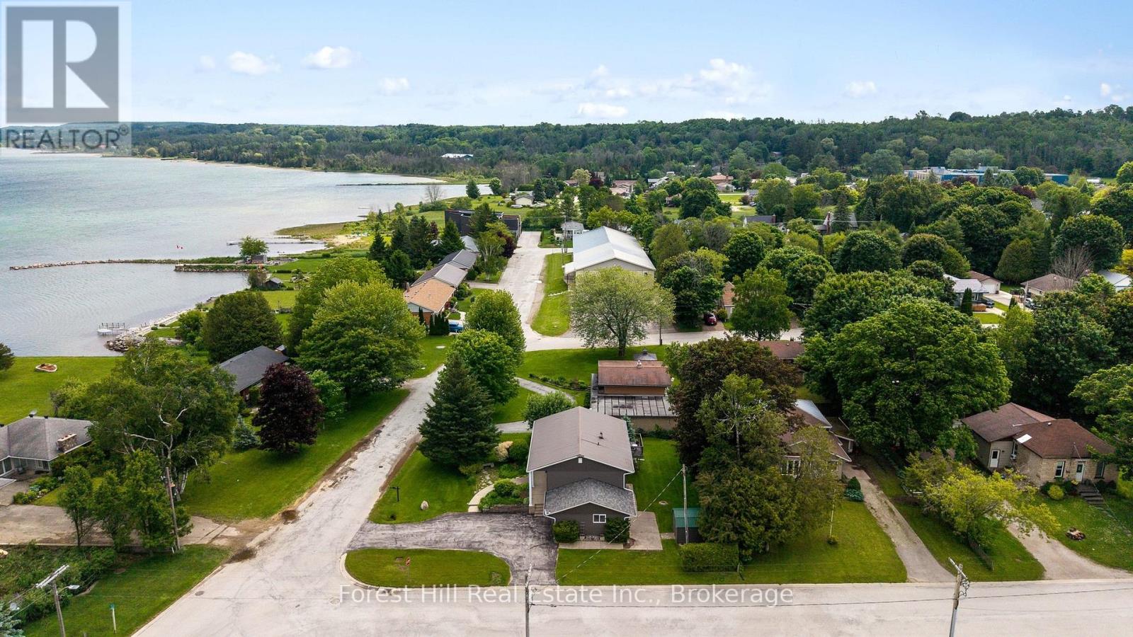 535 George Street, South Bruce Peninsula, Ontario  N0H 2T0 - Photo 35 - X13480236