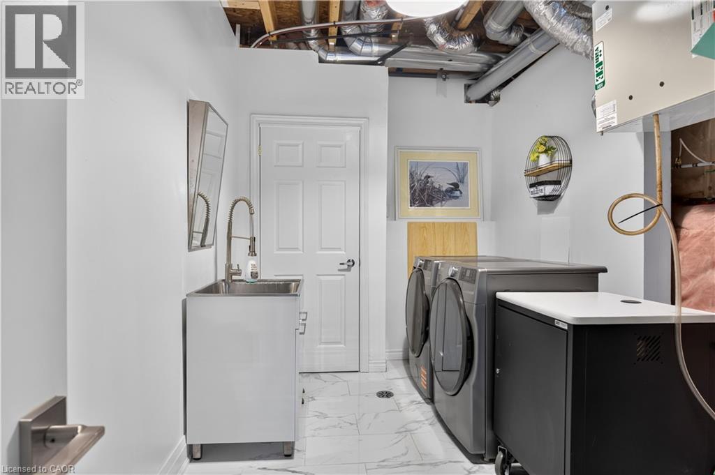 3364 Vernon Powell Drive, Oakville, Ontario  L6H 0Y3 - Photo 38 - 40842075