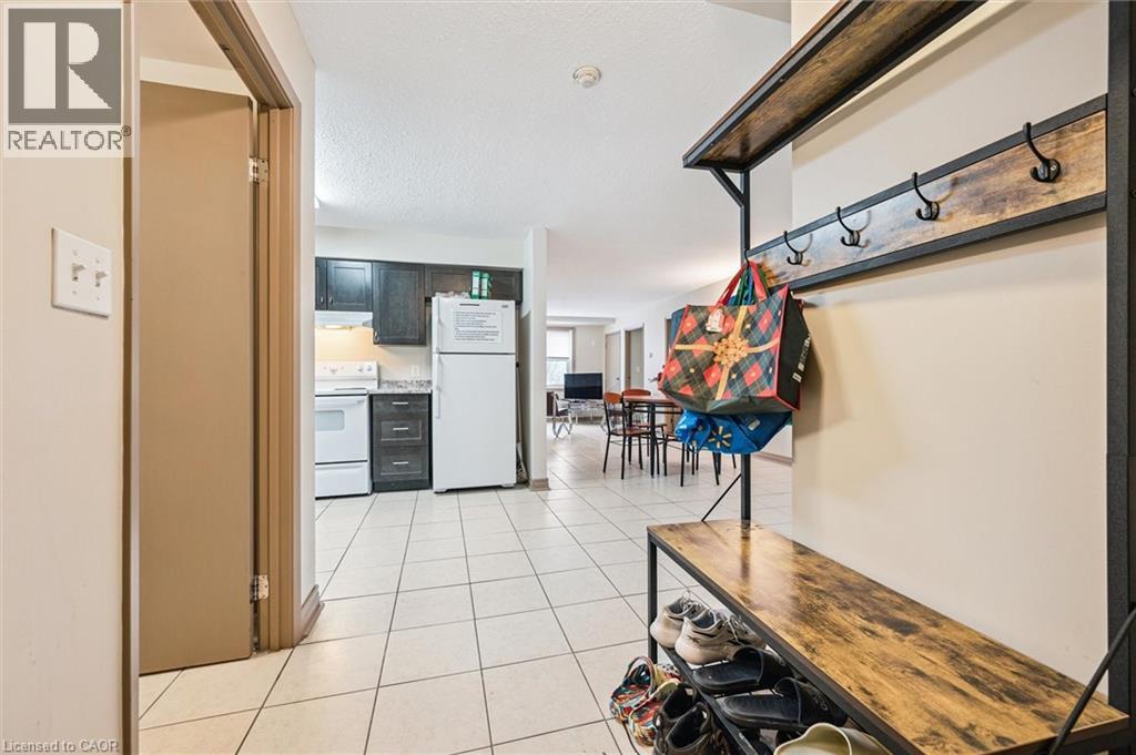271 Lester Street Unit# 102, Waterloo, Ontario  N2L 3W6 - Photo 6 - 40841864