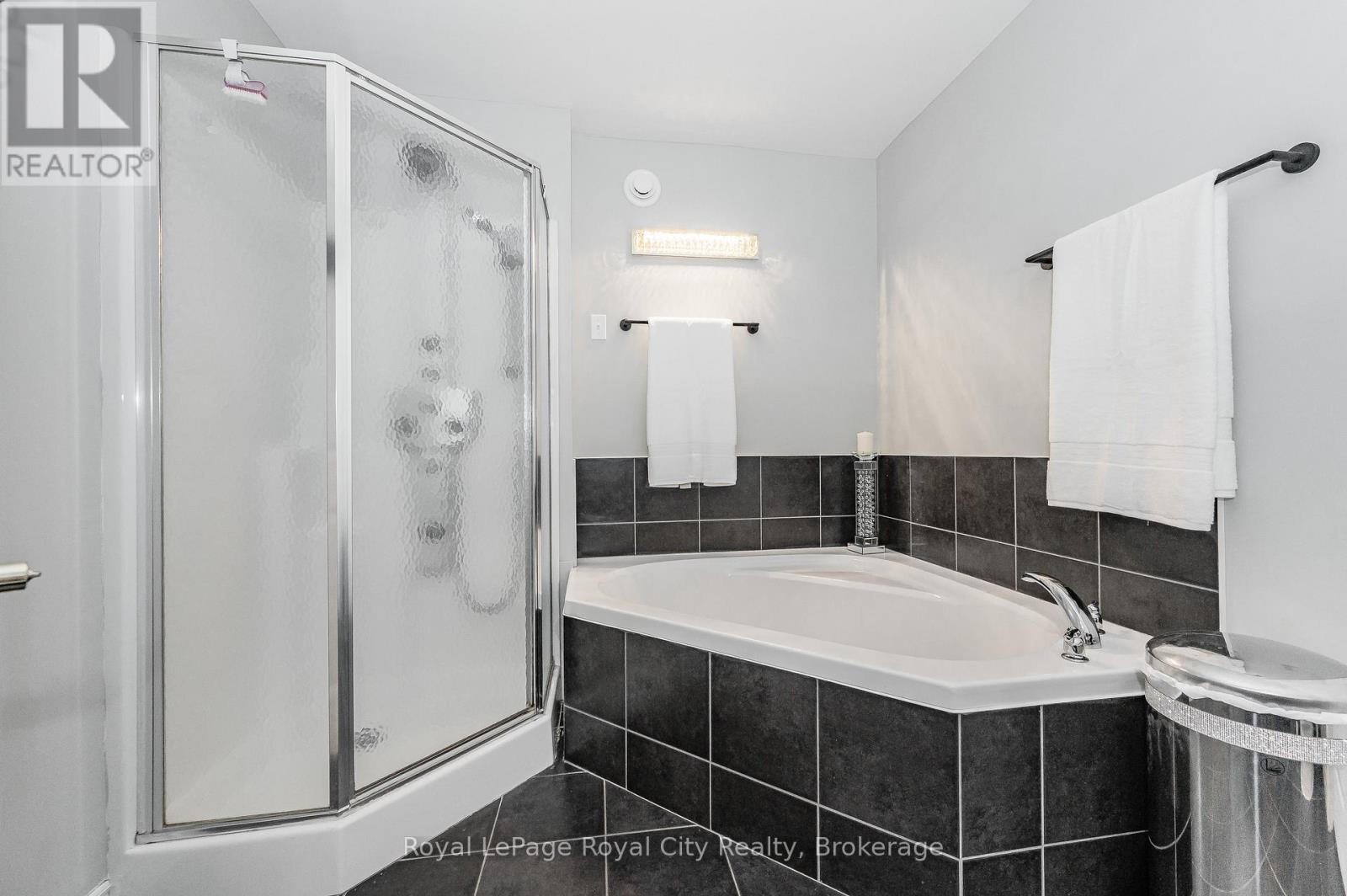 102 - 308 Watson Parkway N, Guelph, Ontario  N1E 0G7 - Photo 16 - X13480548