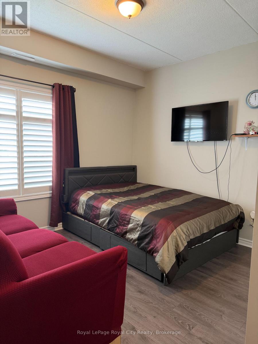 102 - 308 Watson Parkway N, Guelph, Ontario  N1E 0G7 - Photo 19 - X13480548
