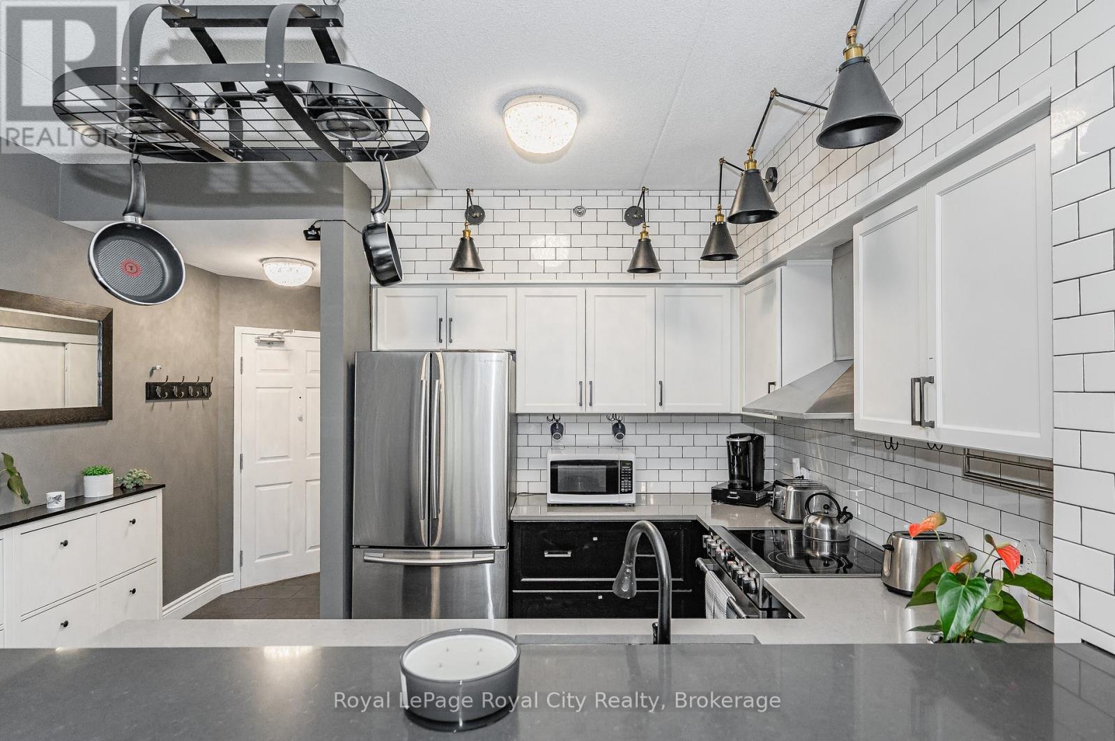 102 - 308 Watson Parkway N, Guelph, Ontario  N1E 0G7 - Photo 5 - X13480548
