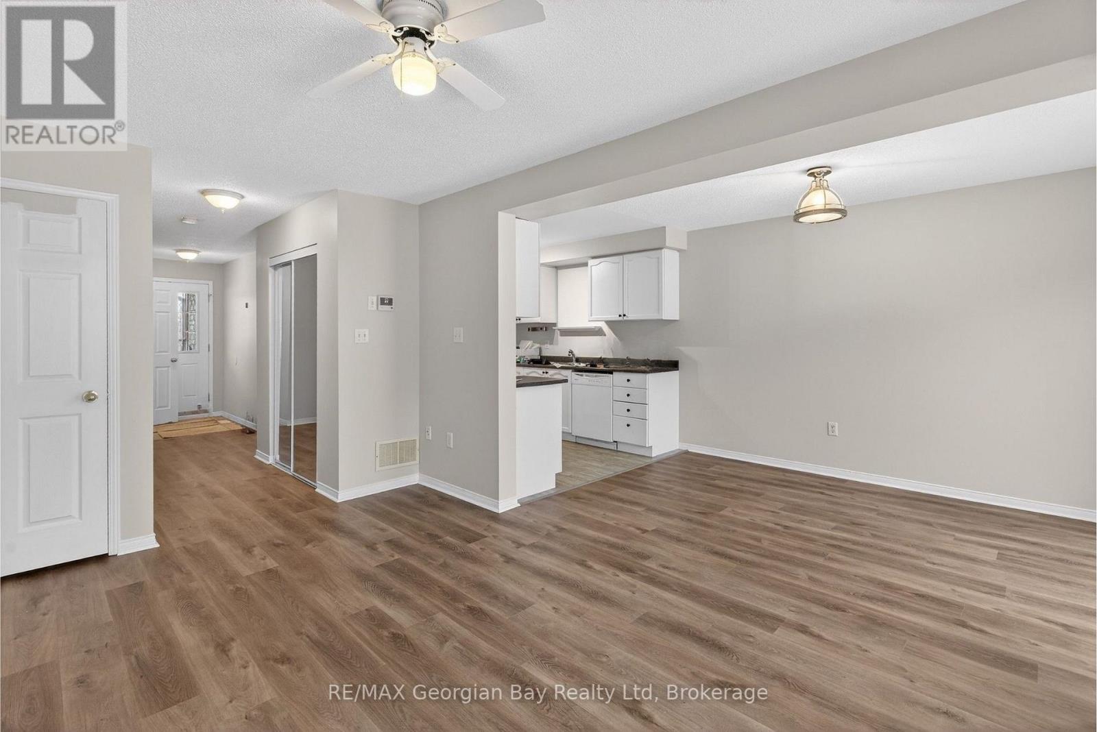 836 Coral Springs Lane, Midland, Ontario  L4R 0A1 - Photo 7 - S13480740
