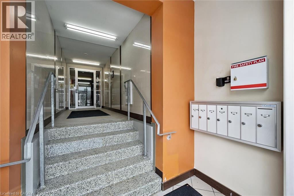 271 Lester Street Unit# 203, Waterloo, Ontario  N2L 3W6 - Photo 4 - 40841883