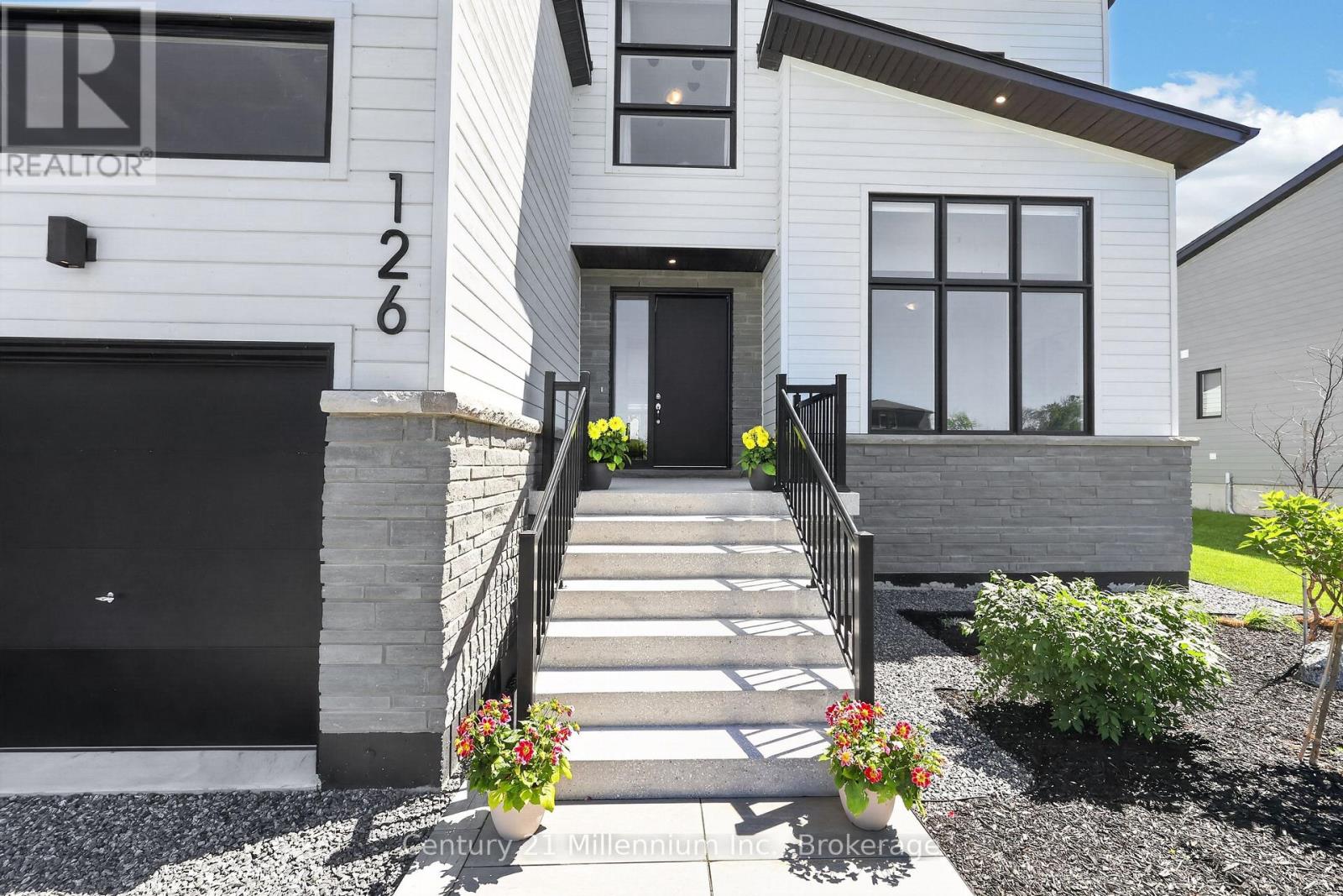 126 Tekiah Road, Blue Mountains, Ontario  N0H 1J0 - Photo 3 - X13480794