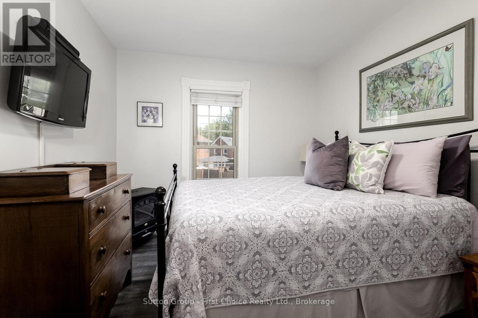 127 West Gore Street, Stratford, Ontario  N5A 1K2 - Photo 26 - X13480924
