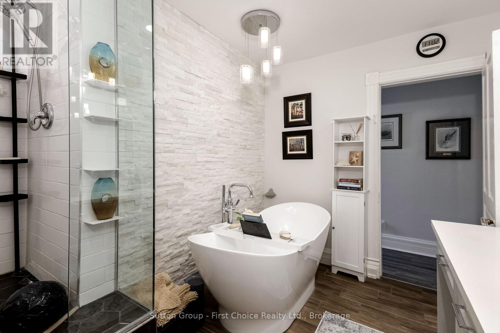 127 West Gore Street, Stratford, Ontario  N5A 1K2 - Photo 32 - X13480924