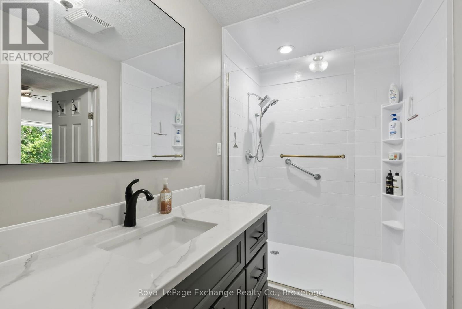 71 Upper Lorne Beach Road, Kincardine, Ontario  N0G 2T0 - Photo 17 - X13481092