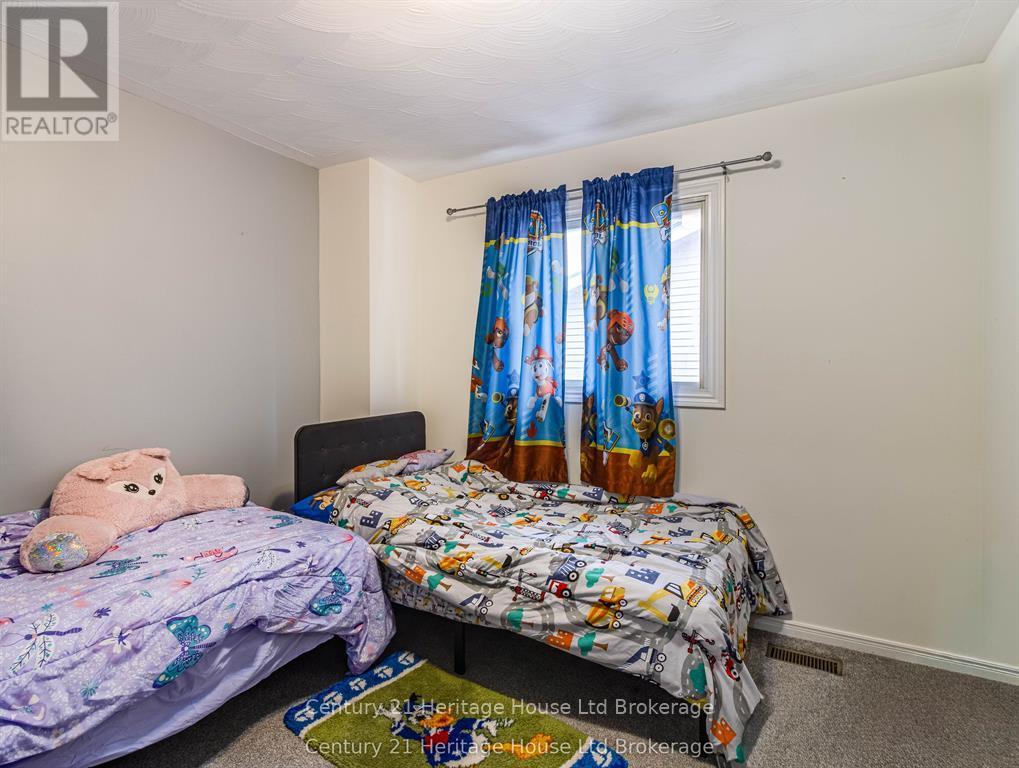 8 Mohican Drive, Woodstock, Ontario  N4T 1H5 - Photo 14 - X13481178