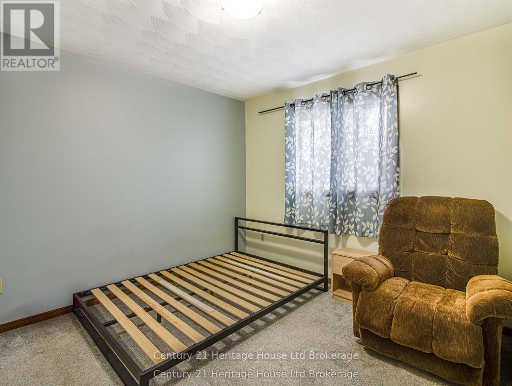 8 Mohican Drive, Woodstock, Ontario  N4T 1H5 - Photo 15 - X13481178