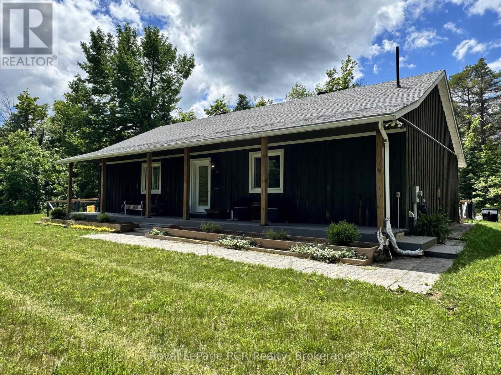 614406 Hamilton Lane, West Grey, Ontario  N0C 1H0 - Photo 26 - X13481436