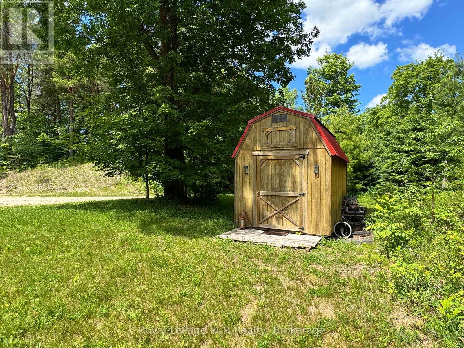 614406 Hamilton Lane, West Grey, Ontario  N0C 1H0 - Photo 36 - X13481436