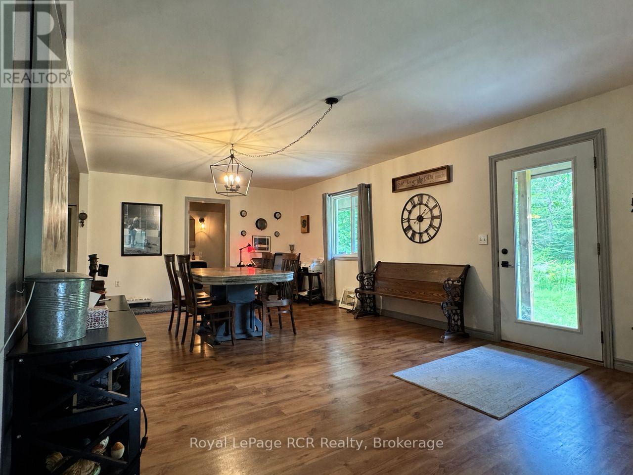 614406 Hamilton Lane, West Grey, Ontario  N0C 1H0 - Photo 4 - X13481436