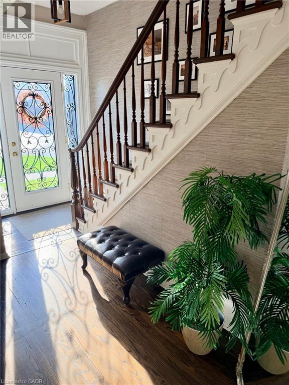 20 Wigton Street, Caledonia, Ontario  N3W 1E9 - Photo 3 - 40842276
