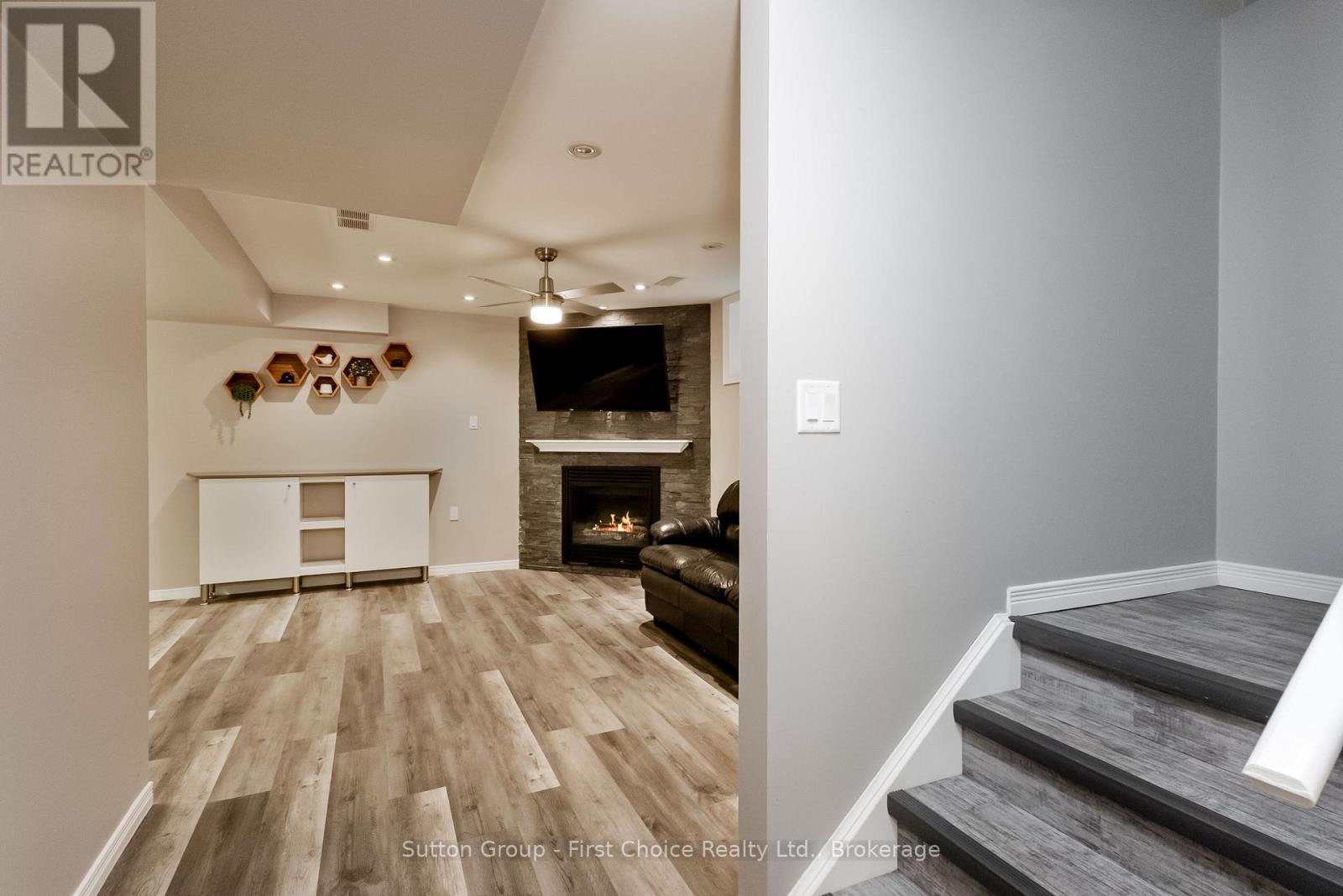 21 Brown Street, Stratford, Ontario  N5A 0B8 - Photo 15 - X13482024