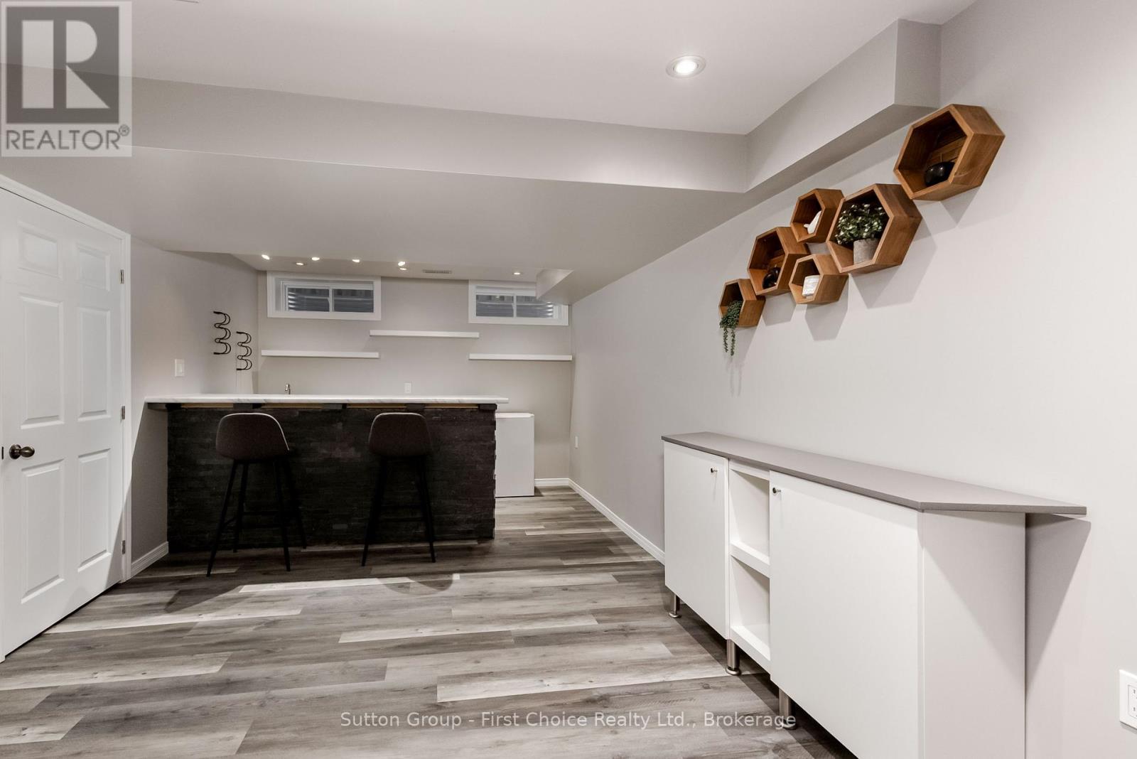 21 Brown Street, Stratford, Ontario  N5A 0B8 - Photo 17 - X13482024