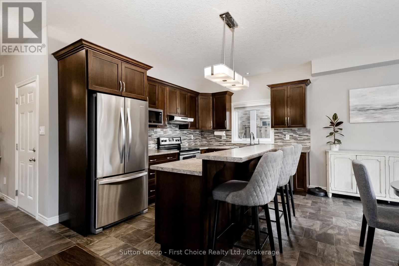 21 Brown Street, Stratford, Ontario  N5A 0B8 - Photo 9 - X13482024